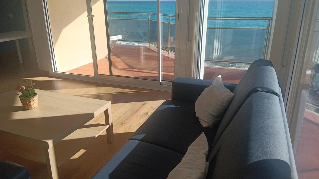 Apartamentos Bon Repos Санта Сузана Екстериор снимка