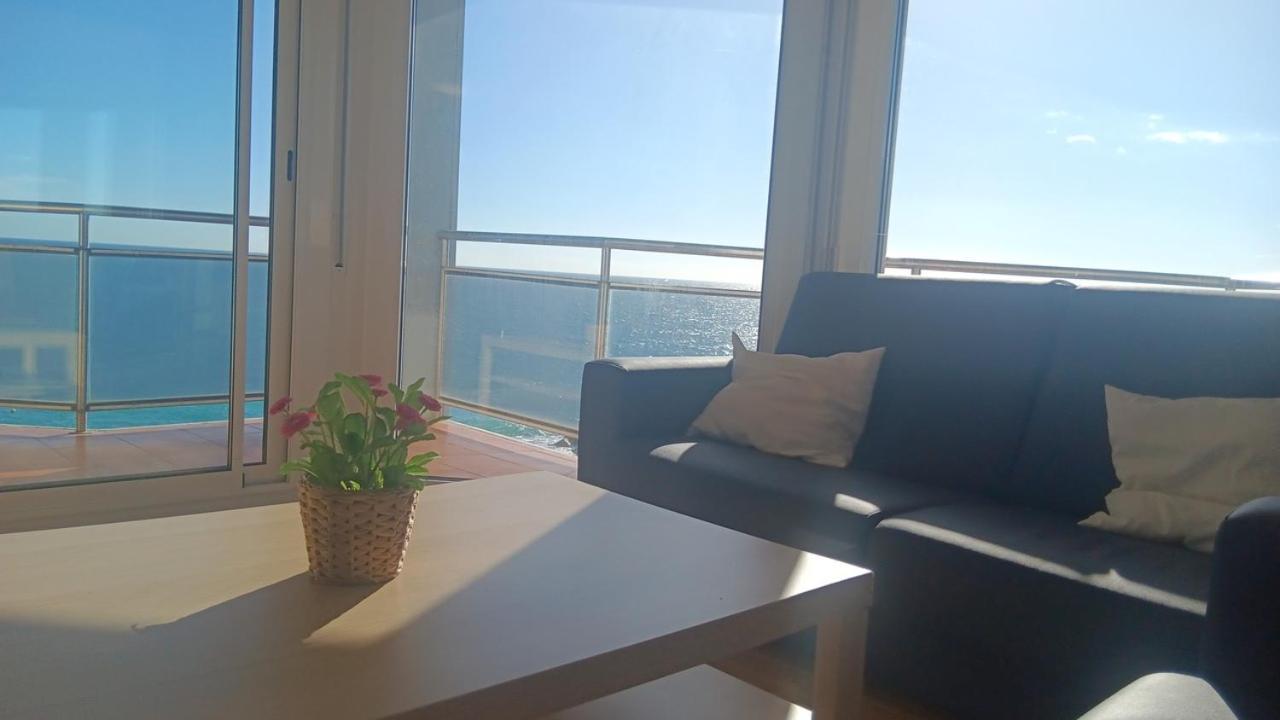 Apartamentos Bon Repos Санта Сузана Екстериор снимка