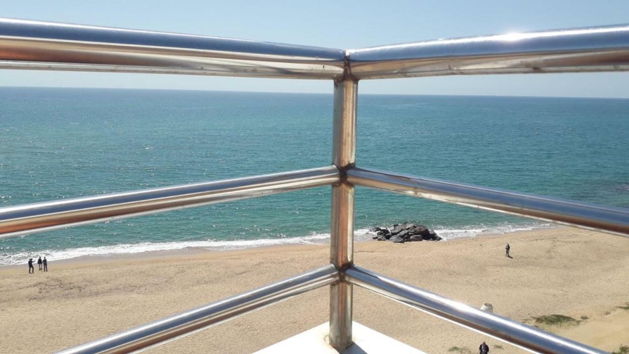 Apartamentos Bon Repos Санта Сузана Екстериор снимка