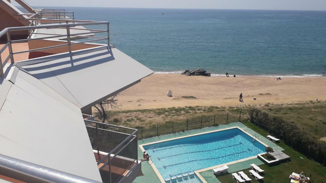 Apartamentos Bon Repos Санта Сузана Екстериор снимка